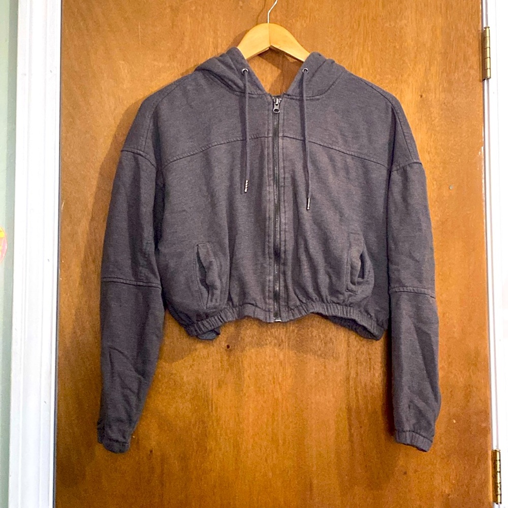 Gray crop hoodie
